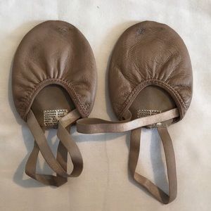 Adage dance turners, size AL